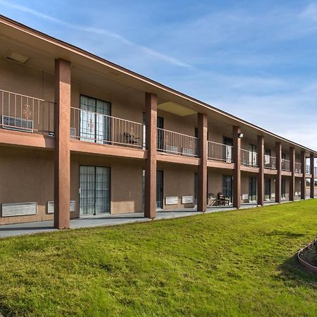 Red Roof Inn & Suites Sulphur Springs Kültér fotó