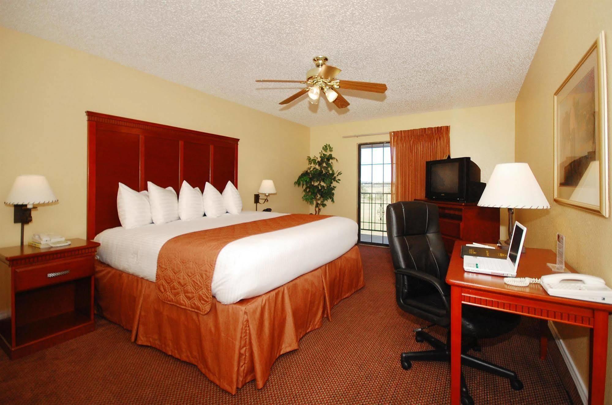 Red Roof Inn & Suites Sulphur Springs Kültér fotó
